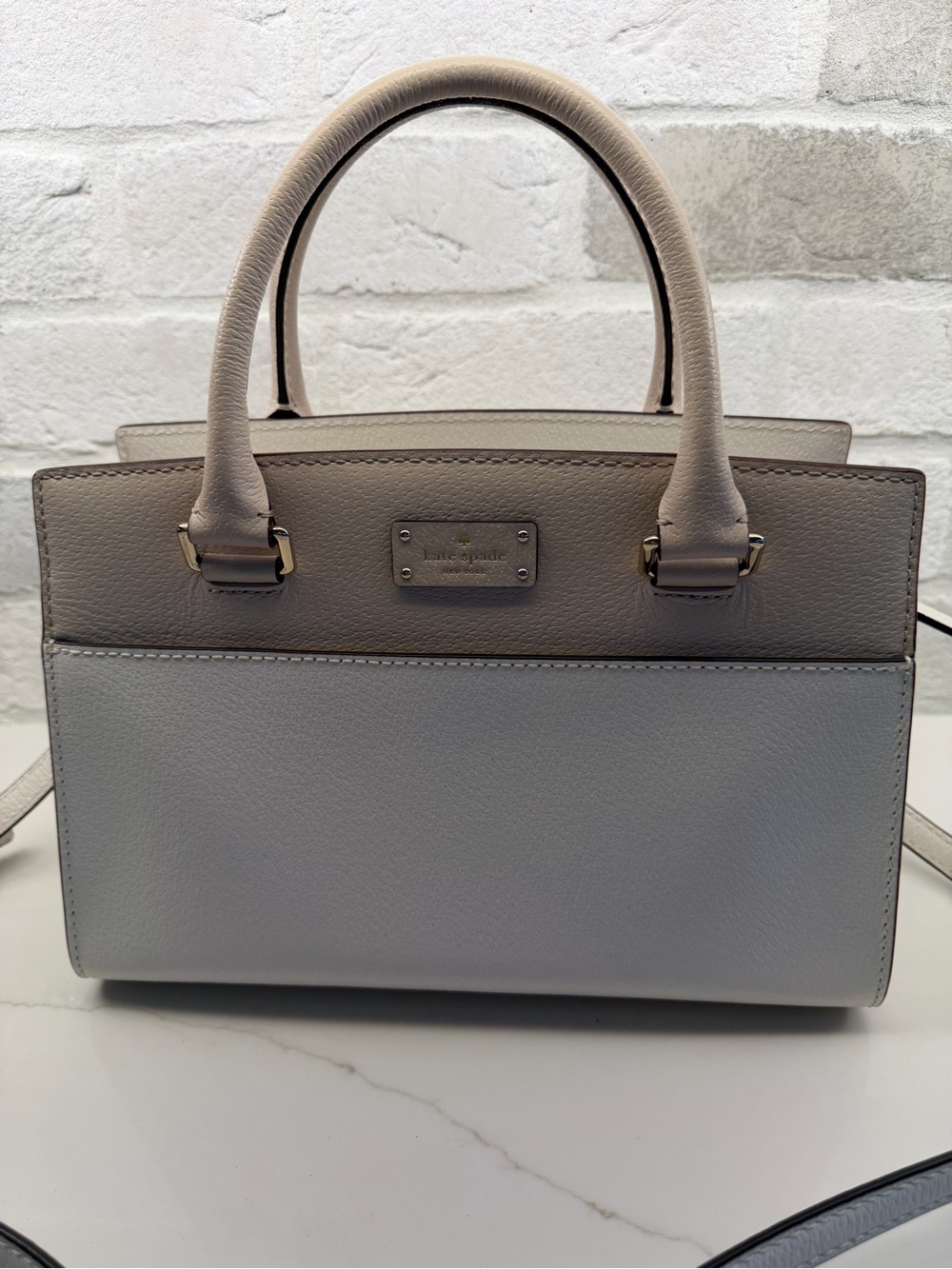 Kate Space Cream/Rose purse Barely Used in great condition Crossbody